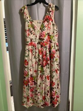 Abercrombie & Fitch Cream Dress with Pink & Green Floral Accents